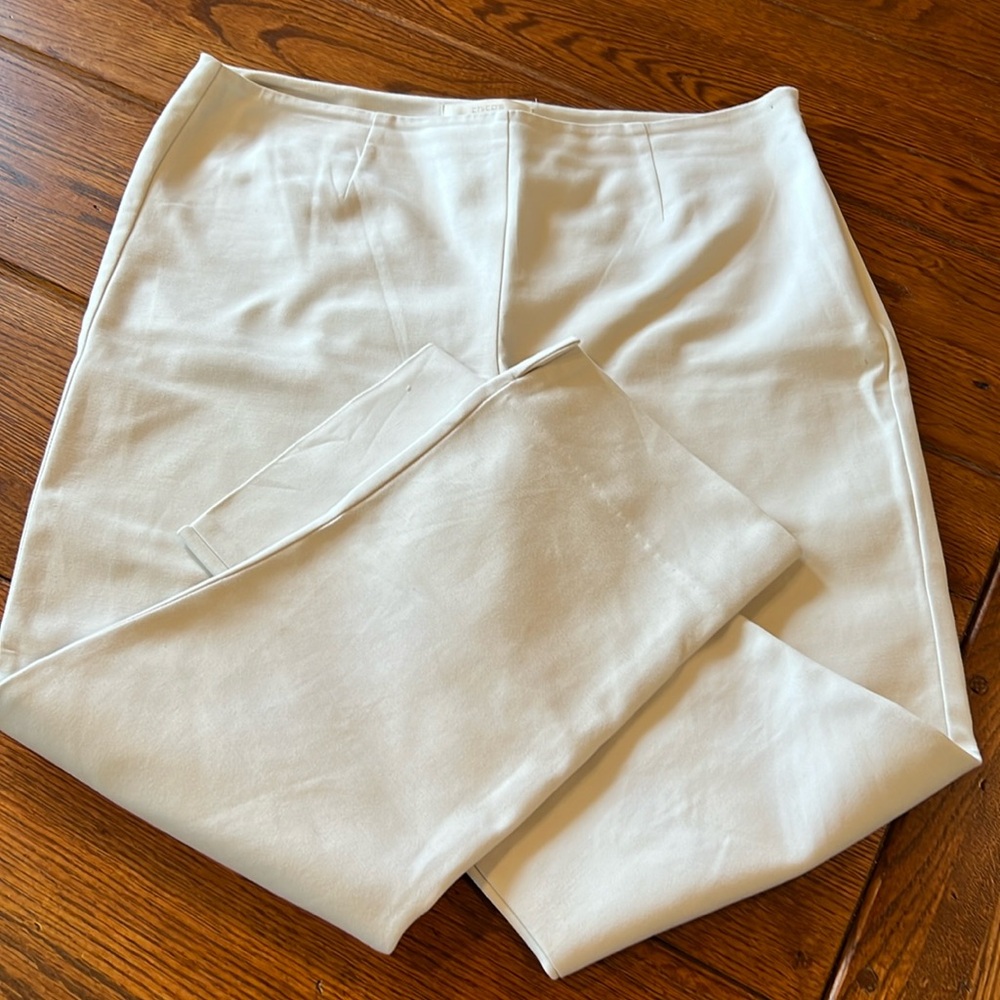 Chicos Preowned crop pant sz 0 cream